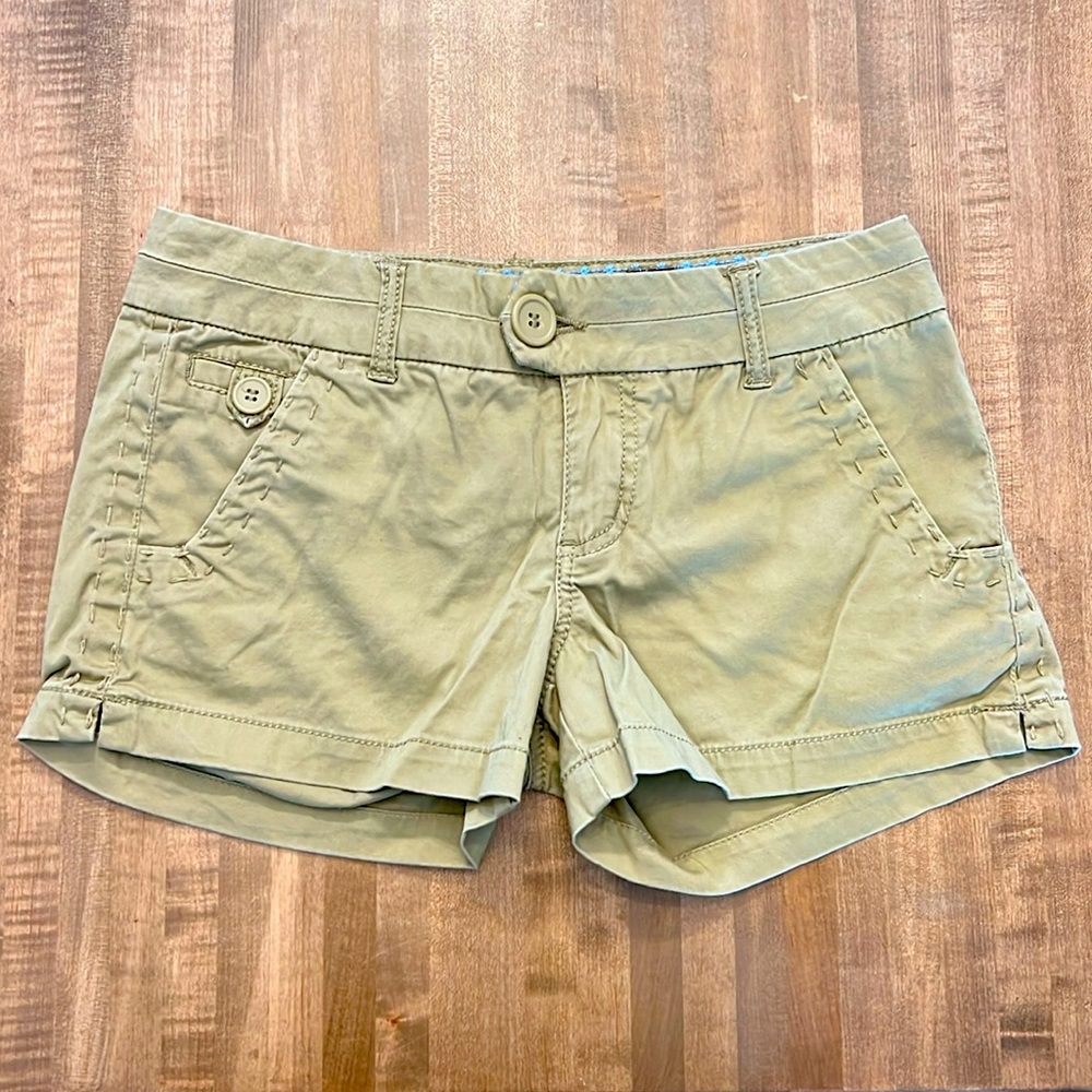 Freestyle Revolution brand khaki shorts